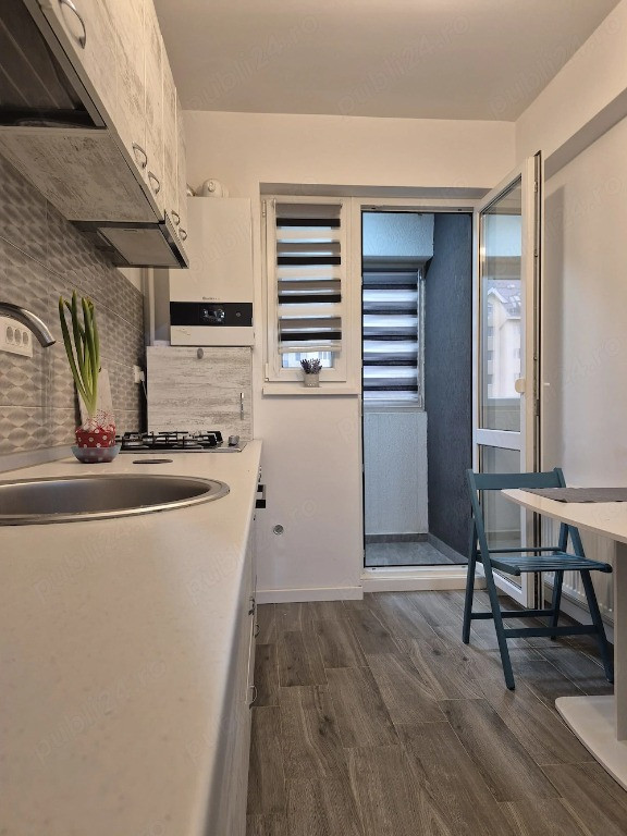 Berceni metrou biruintei 45 etaj 2