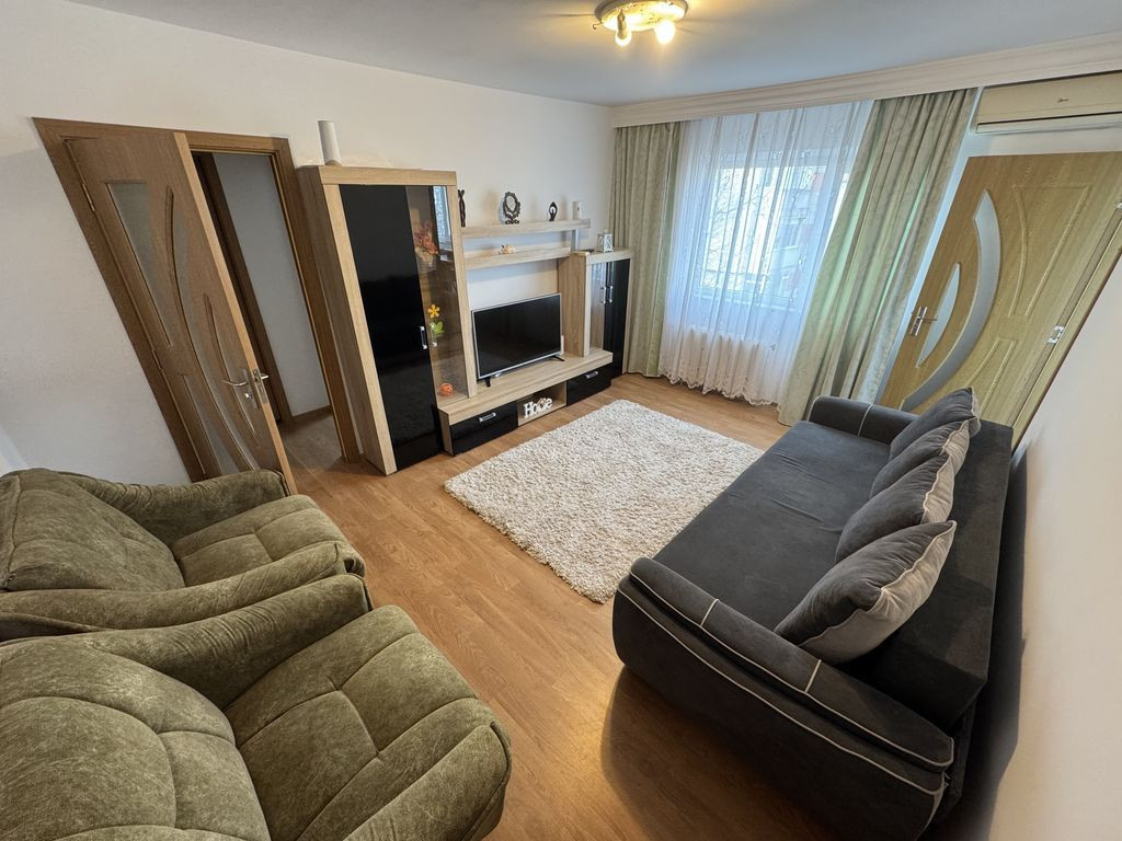 Apartament 2 camere zona Tomis Nord cu Gaze