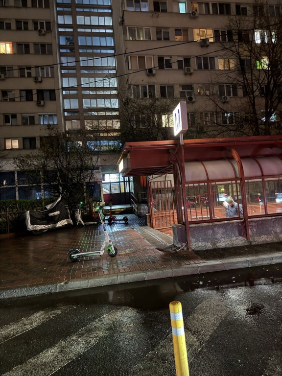 Dristor etaj 4 open space