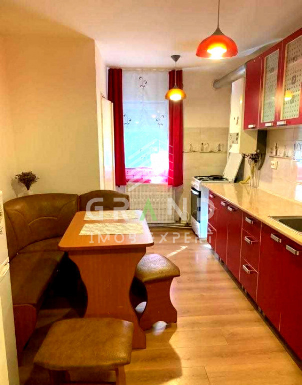 3 camere decomandat | 2 băi | 70 mp | Zorilor–Piața Zori