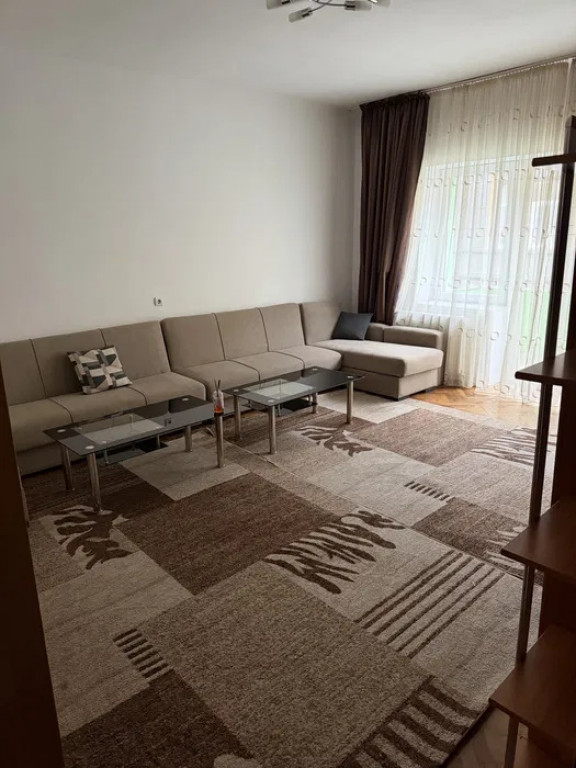 Apartament cu 2 camere, suprafata generoasa de 90mp si loc d