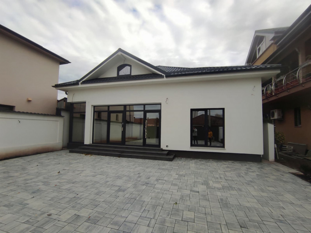 Casa S+P+E+M, 230 mp teren, Puskin