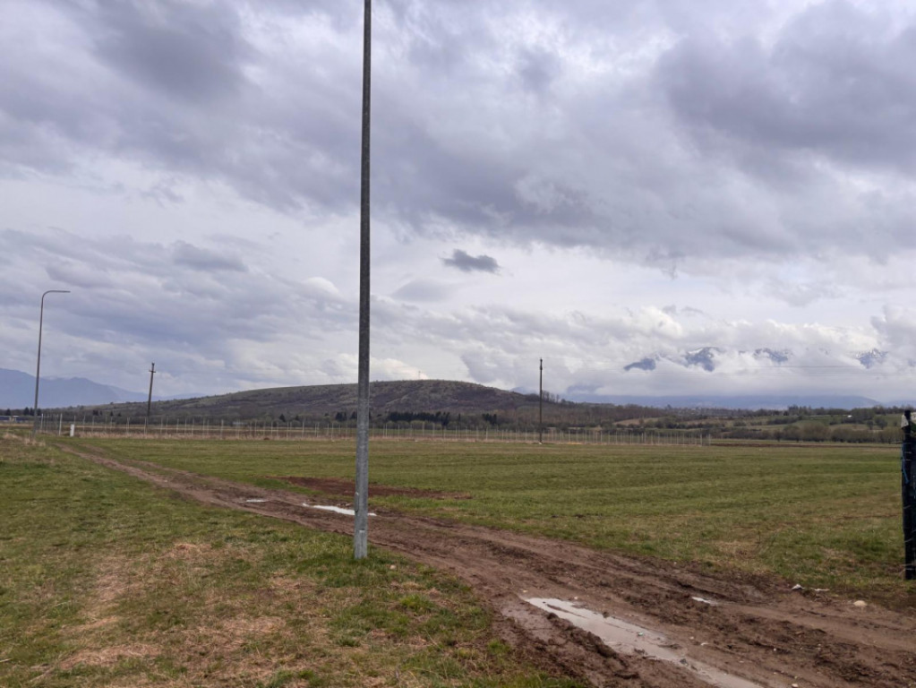 Teren intravilan pentru constructii Zarnesti