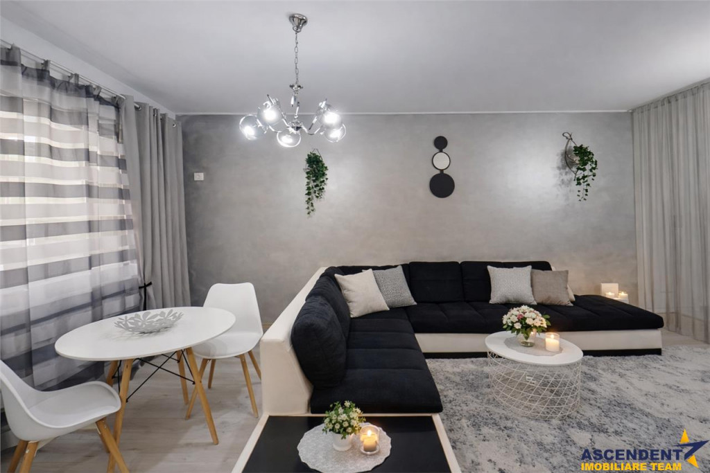 Studio cochet,mobilat,utilat,bucatarie separata,boxa,Top Cit