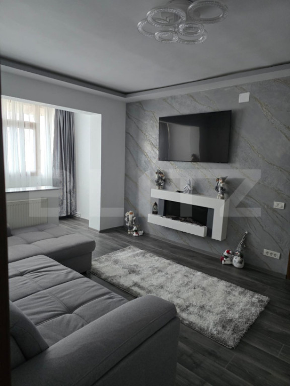 Apartament 2 camere semidecomandat, lux, zona 9 Mai