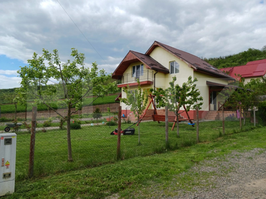 Casă individuală în Bărdești – 121 mp, teren 500 mp,