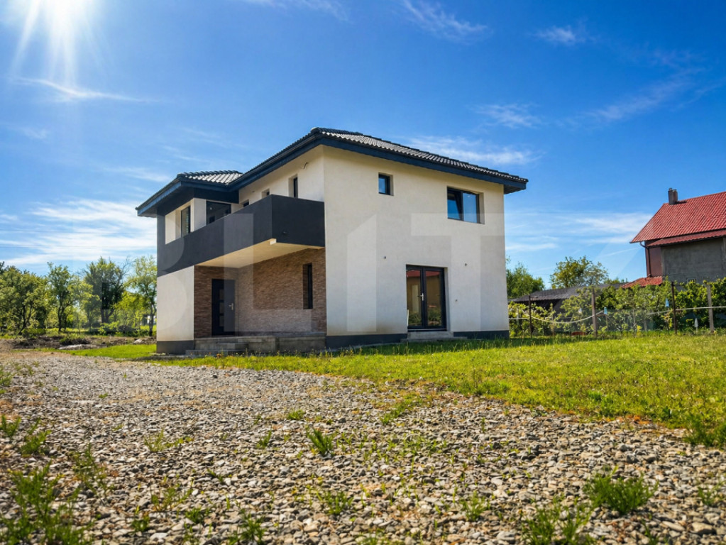 Casa P+1 la rosu, 4 camere, 135 mp, zona Dumbrava