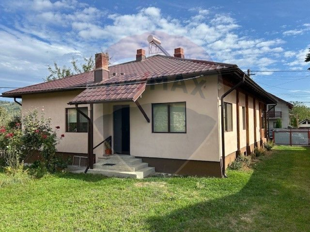 Casă la munte Cheia | Măneciu | teren 1800 mp