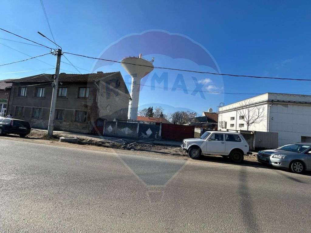 TEREN ULTRACENTRAL IN SALONTA