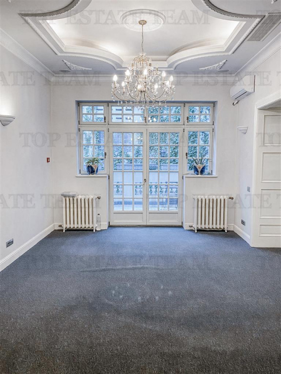 Vila interbelica reconsolidata si renovata in zona Armeneas