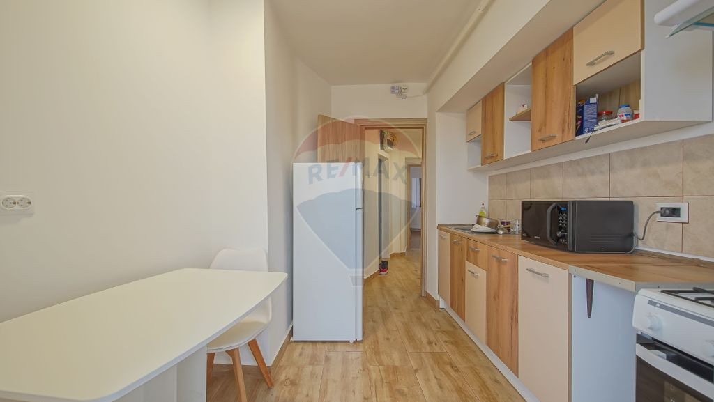 COMISION 0%! 2 CAMERE DECOMANDAT NOU RENOVAT LANGA PIATA ...