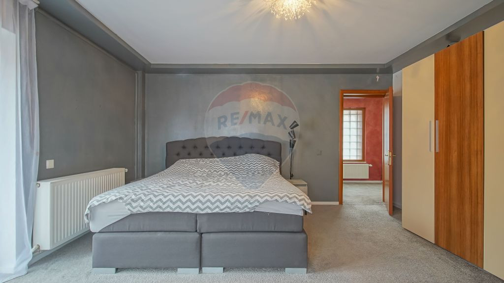 Casă cu garaj și panouri fotovoltaice – Codlea!