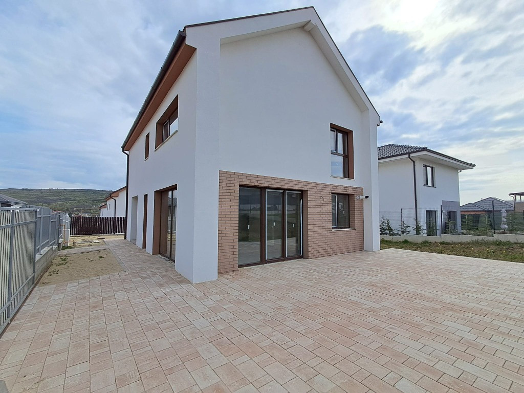 Casa individuala P+E, sup.120 mp, teren 504 mp in Chinteni