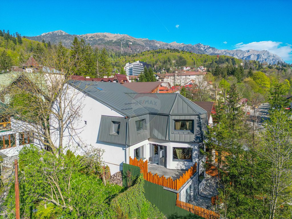 Vila superbă în inima stațiunii Sinaia – eleganță,...