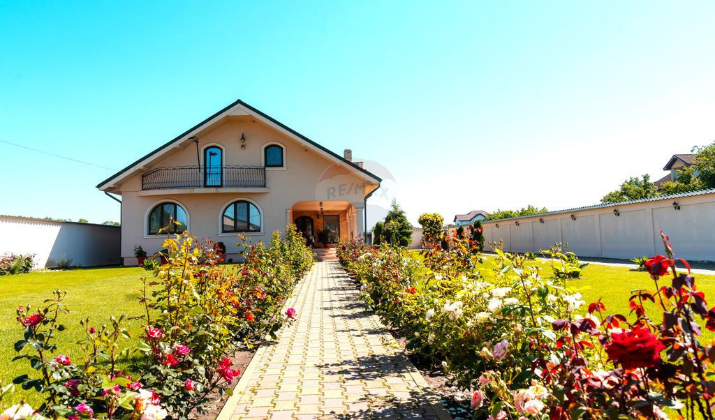 Teren intravilan, 509 mp, deschidere 30 m, com. Vernesti