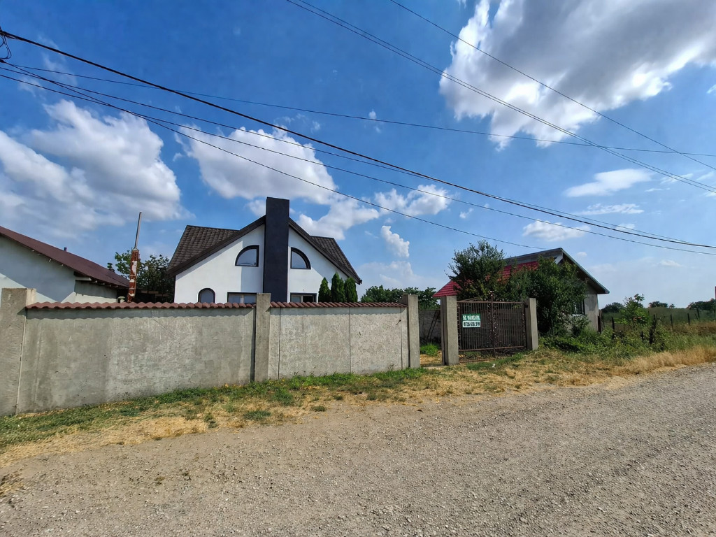 Casa de vanzare Botarlau