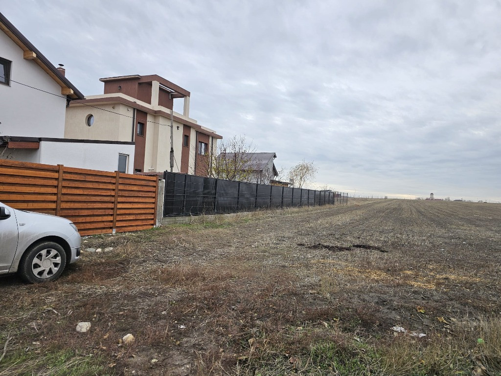 Teren intravilan / Lazu / Utilitati