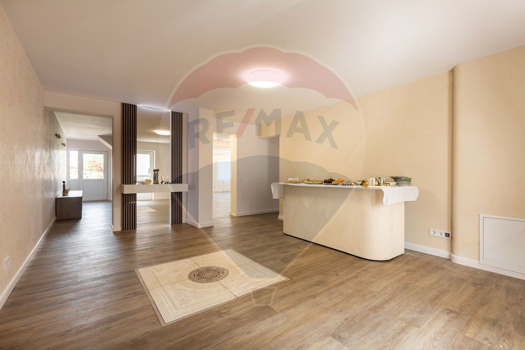 Spatiu nou, modern pt evenimente, cosmetica/masaj și min...