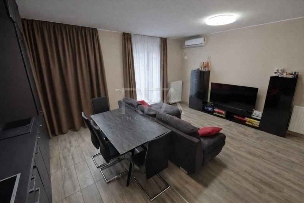 3 camere Vitan-Bârzești decomandat, centrală, an 2021, 79