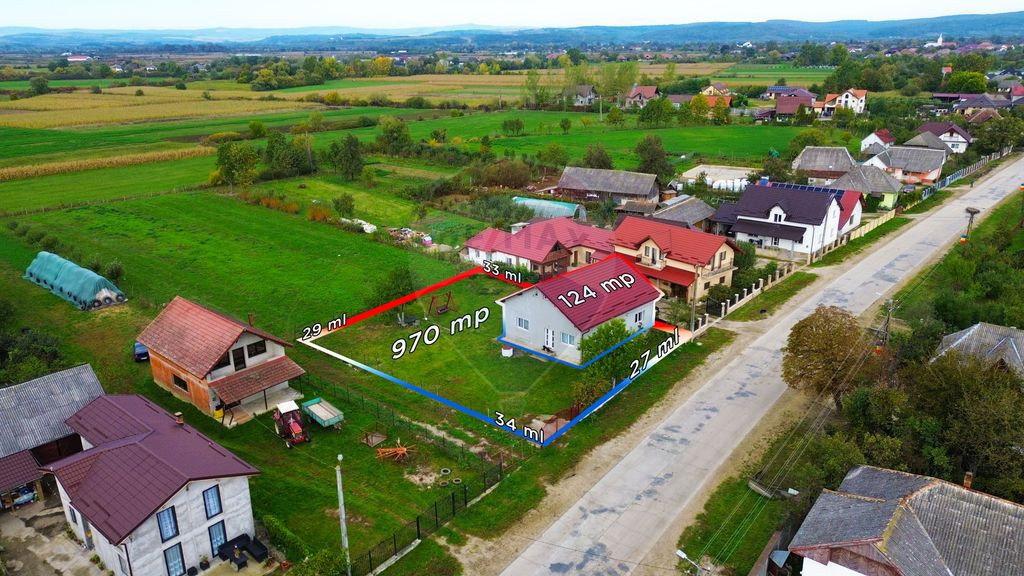 De vanzare casa cu teren generos in Salsig - finisaj exte...