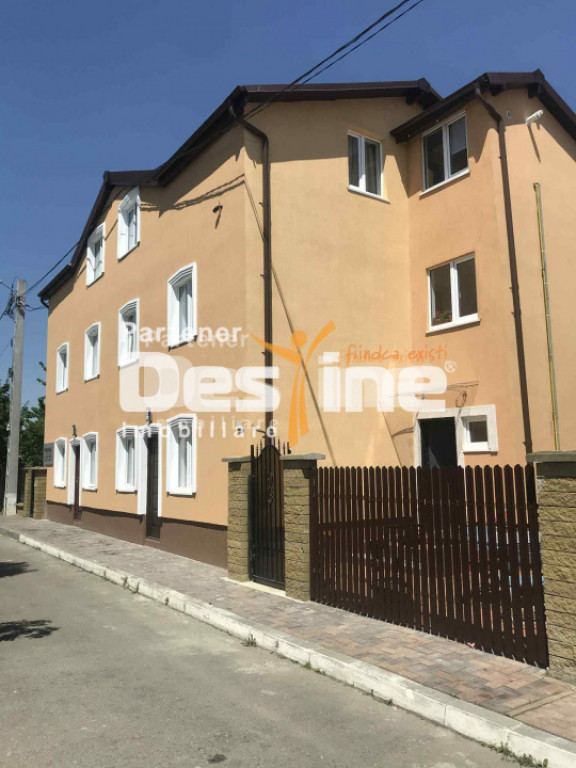 Casă tip duplex, 5 camere, utilități – Zonă Aerodrom P