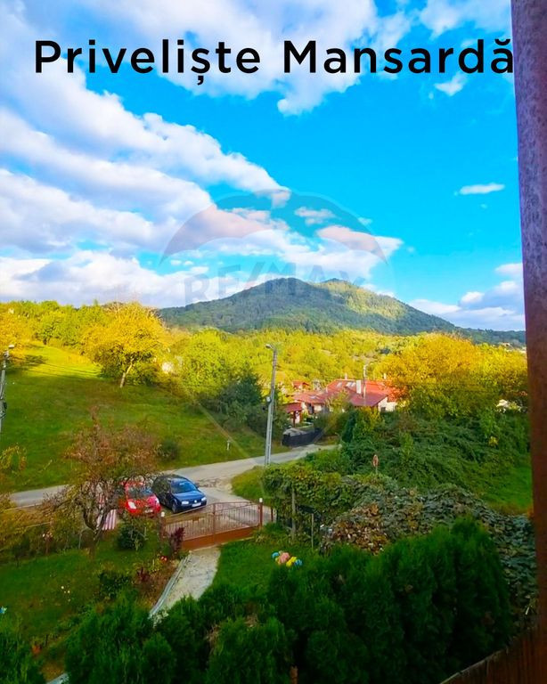 Casă de vânzare cu priveliște superbă zona Valea Borc...