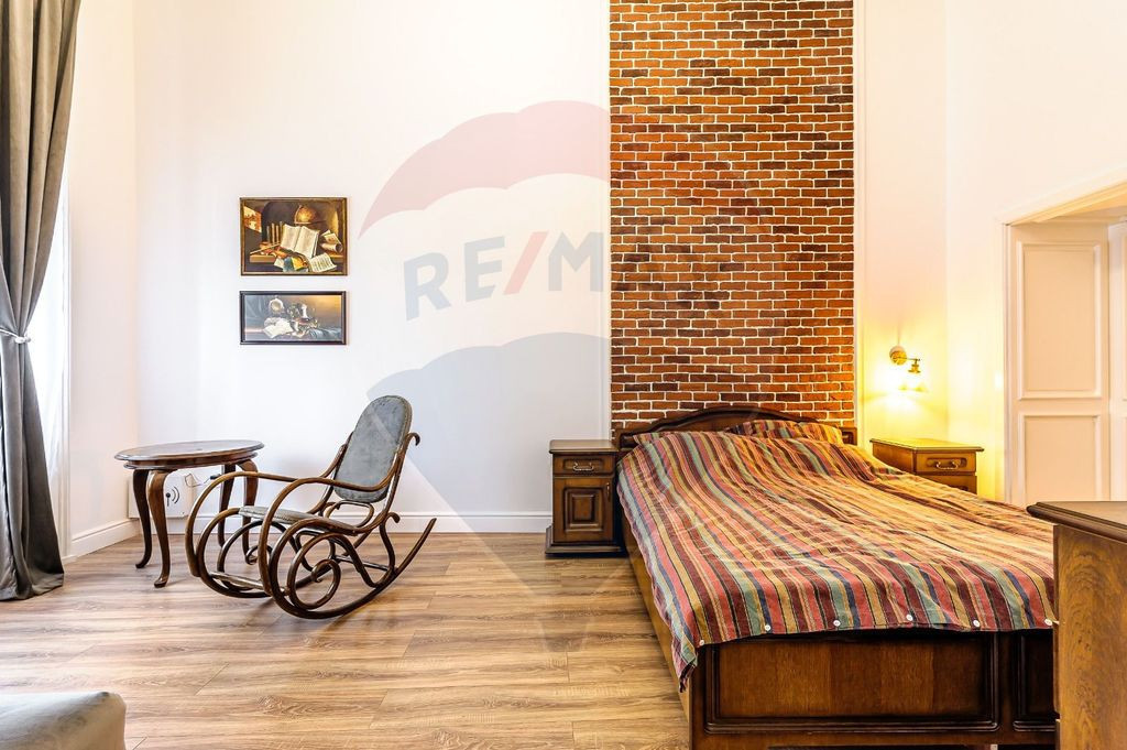 Apartament spațios cu 2 camere, prima închiriere, Ultra...