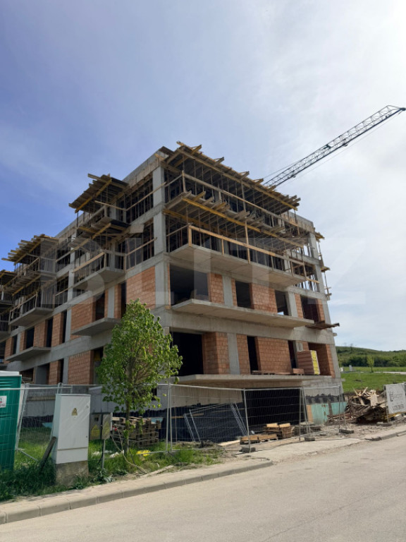 Apartament 3 camere, 2 bai, etajul 1, zero comision, Terra O