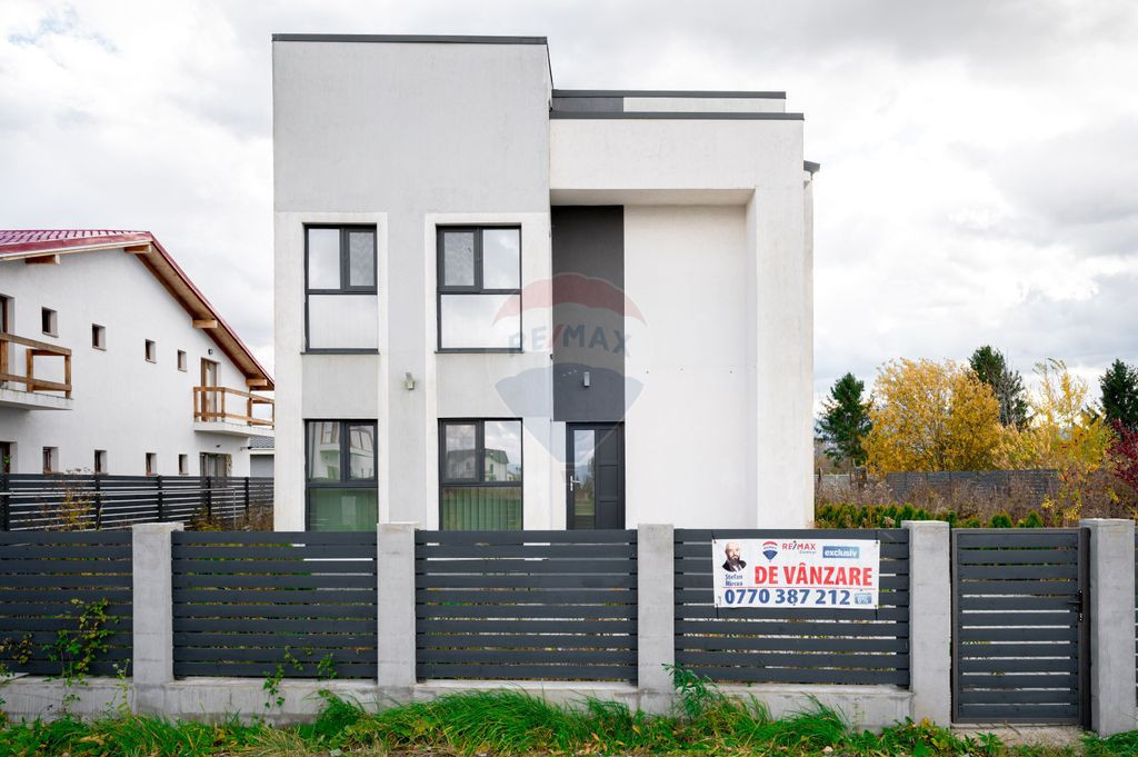 Casă nouă în Stupini: 4 camere, 3 băi și teren gener...