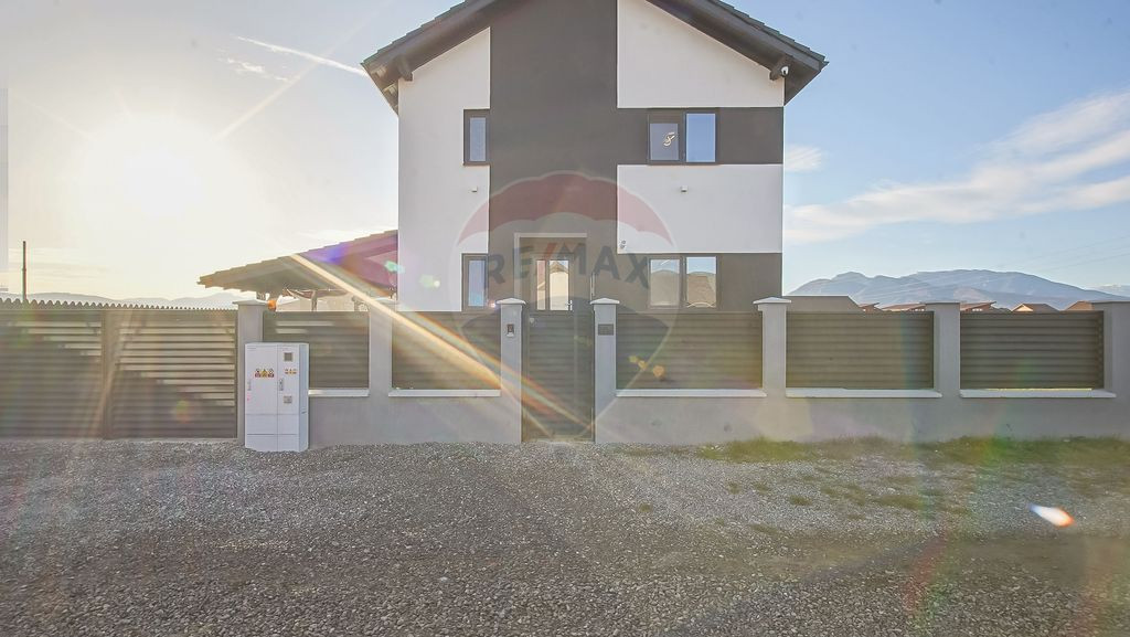 Casă smart finisaje premium, 700 mp teren Cartier Izvor ...