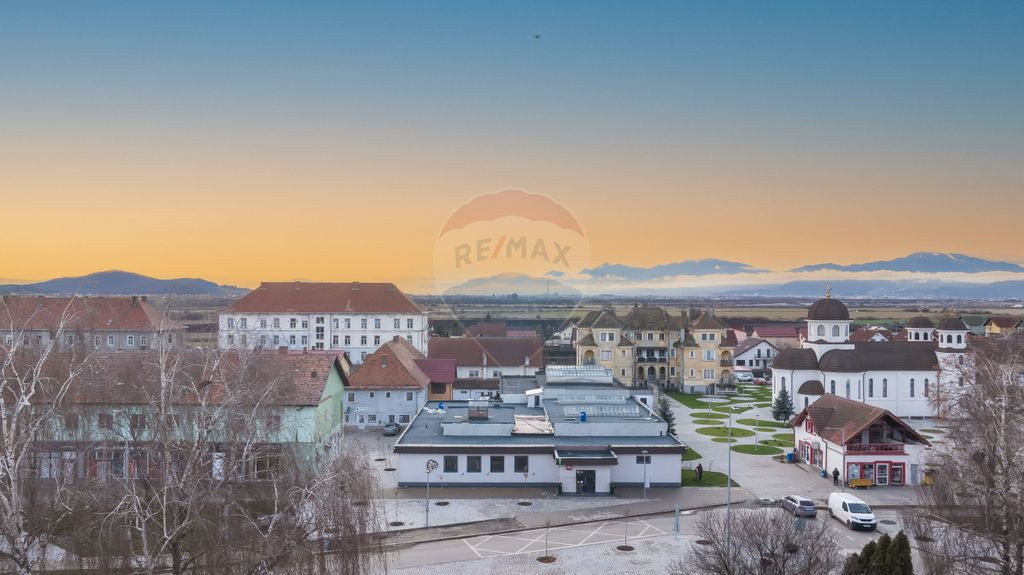 Spații comerciale de închiriat în Bod, suprafață 535...