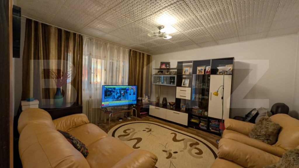 OPORTUNITATE Apartament 3 camere cu grădină și garaj Mic