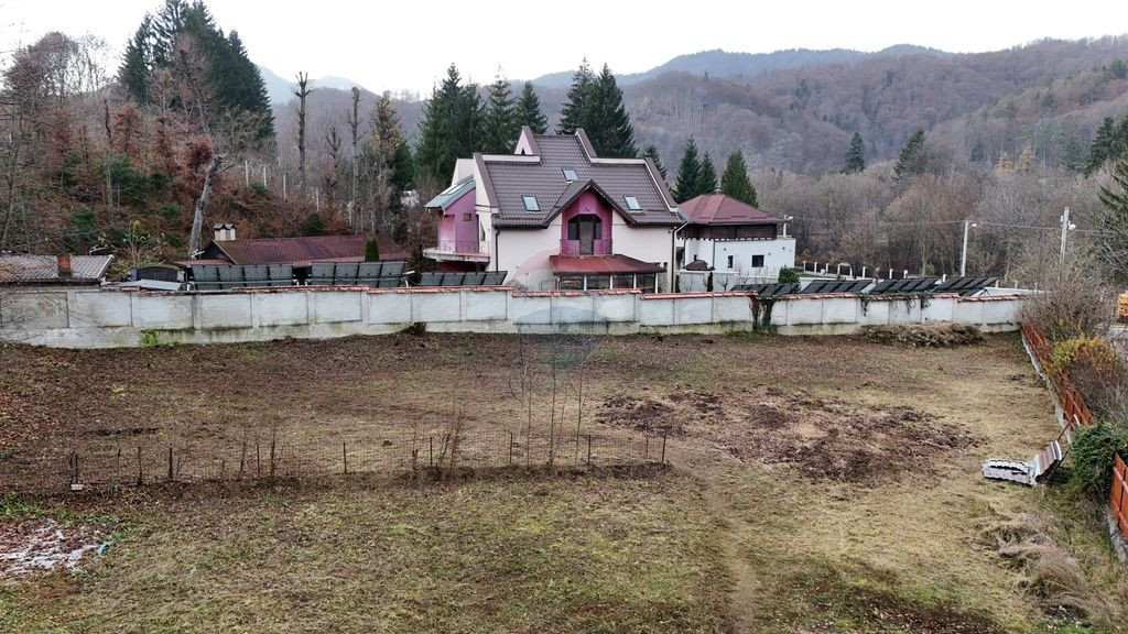 Comision 0% | 1.142 mp | Zonă premium de vile – Dâmbu...