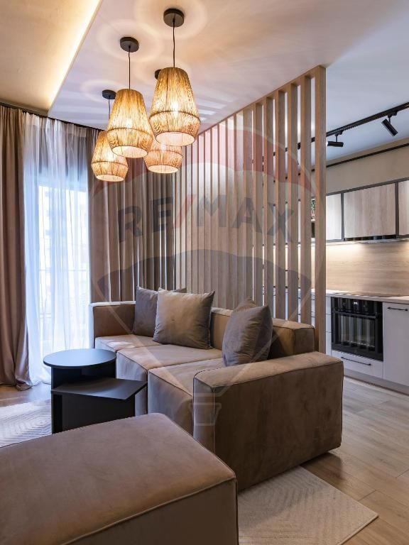 Apartament de Lux in Centru Orasului de Inchiriat + loc d...