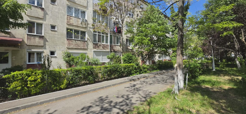 Ap 3 cam tip T de vânzare str Razboieni