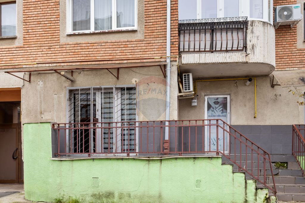 Spațiu comercial 36 mp cu intrare si contorizare separat...