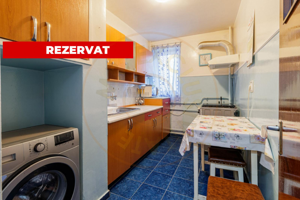 Apartament 3 camere Metrou Favorit