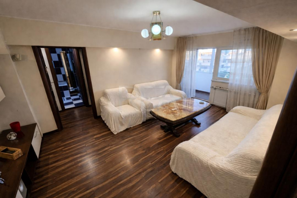 3 camere, Timpuri Noi, an 1984, 70 mp, metrou, renovat, anve