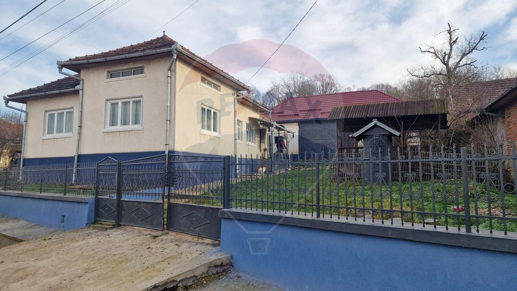 Casa de vanzare in Chelinta, jud. Maramures – teren gen...