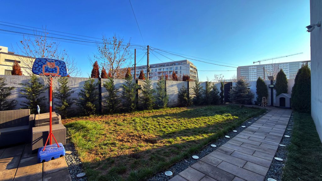 Vila 4 camere Ariesului | Teren 251 mp | 2 parcari | 10 m...