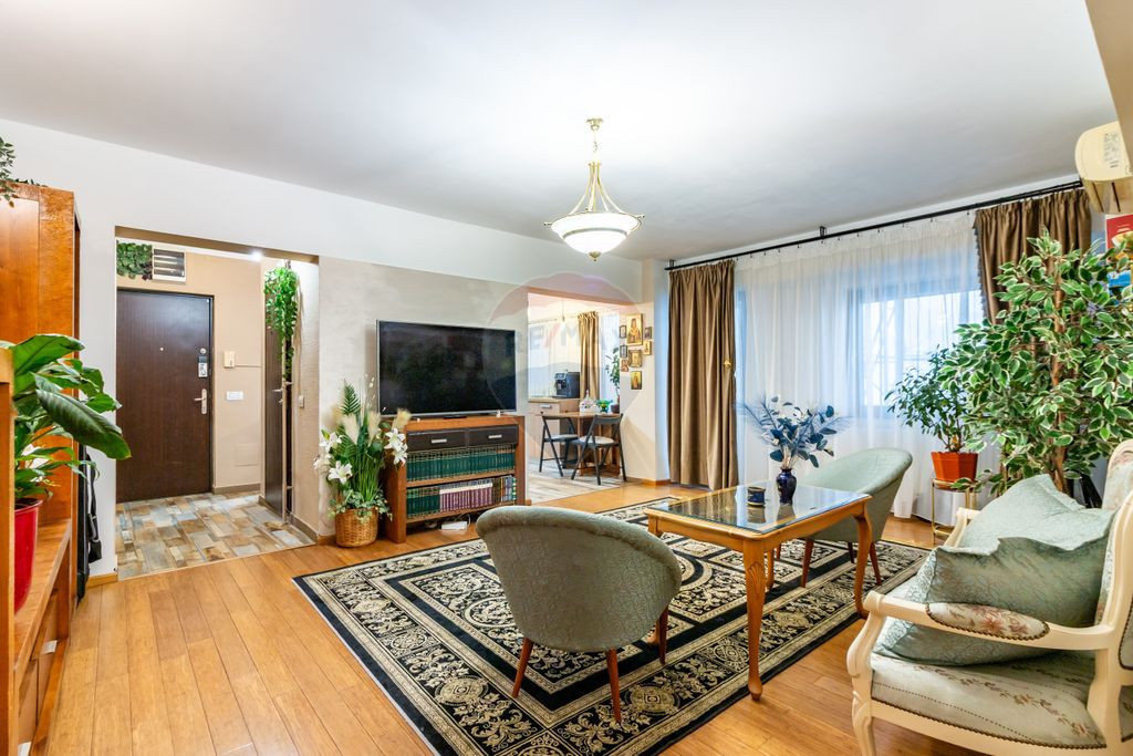 Apartament de vanzare, 3 camere la Piata Unirii, 2x parca...