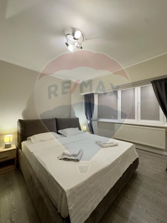 Apartament cu 2 camere de închiriat în zona Central