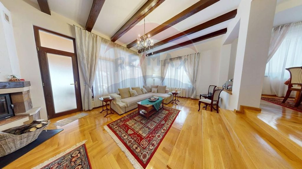 Apartament spațios la casă – 2 camere + balcon | Laza...