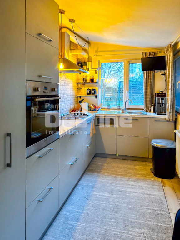 Apartament 2 camere, decomandat, la un pret excelent!