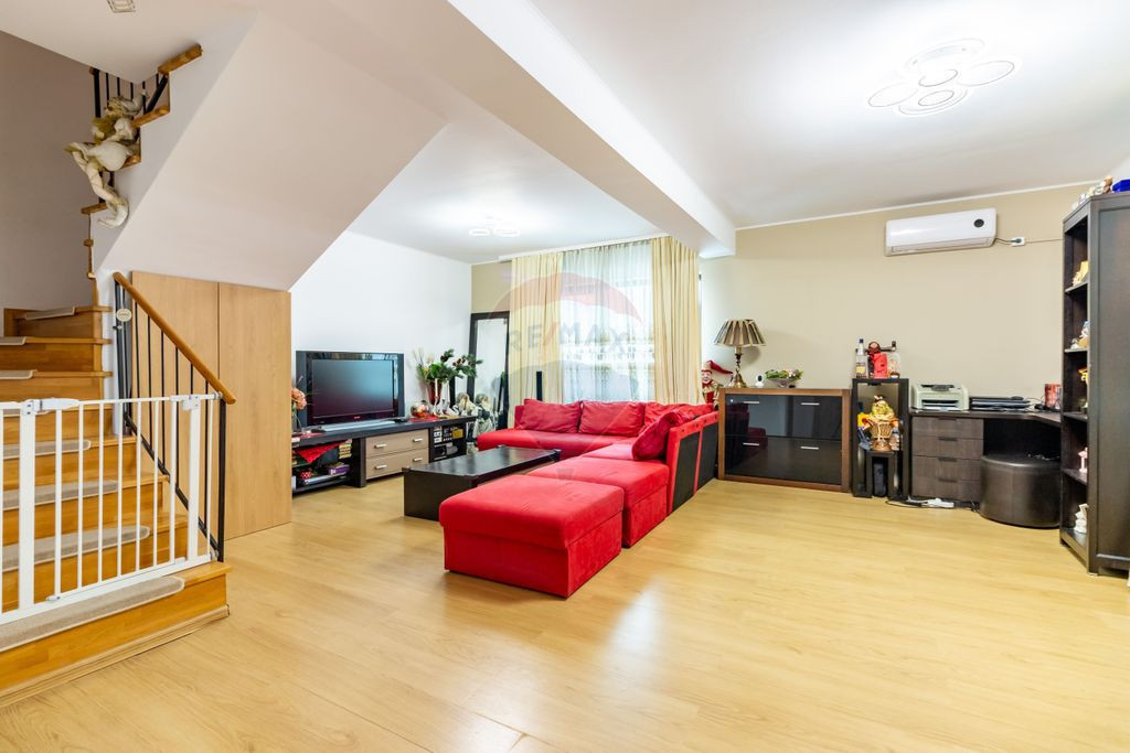 Casa pasiva, Ilfov, Sera, autosustenabiliitate, Otopeni