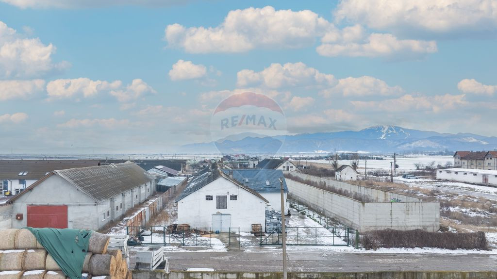 Hala de inchiriat in Codlea de la 100 mp/ideal depozitare...