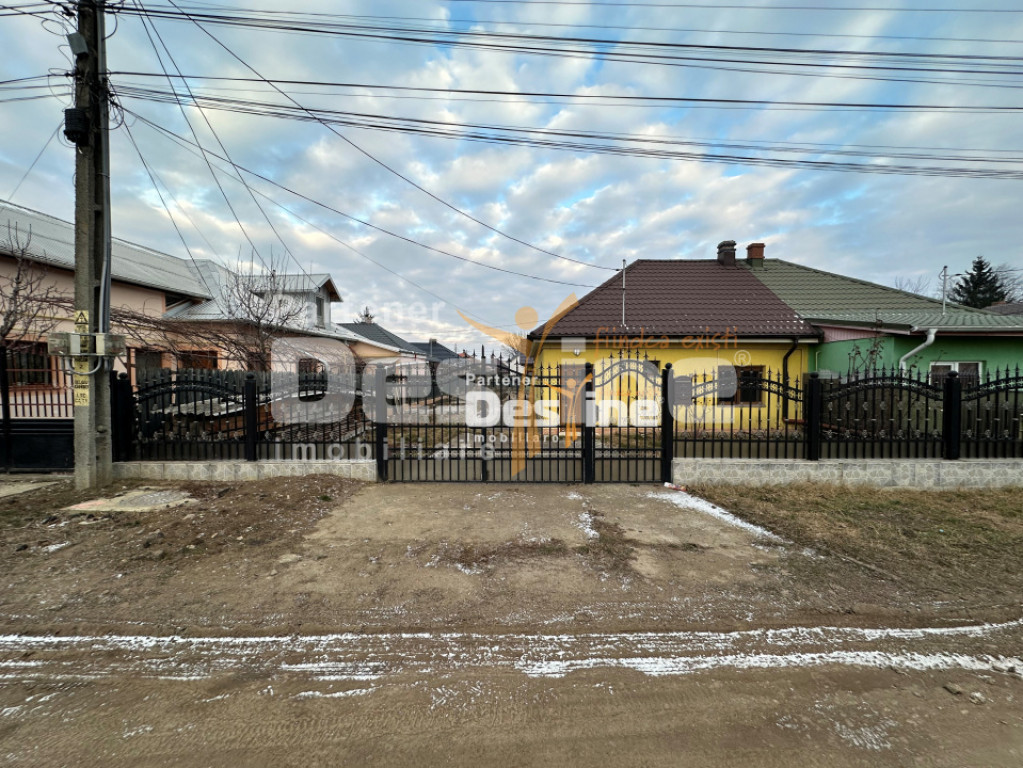 Casă P+Pod, 64 mp utili, teren 450 mp – Pașcani, Kauflan