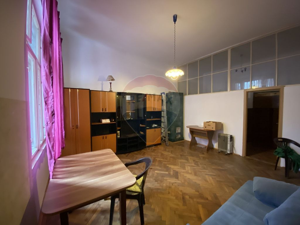 Apartament de închiriat Horea