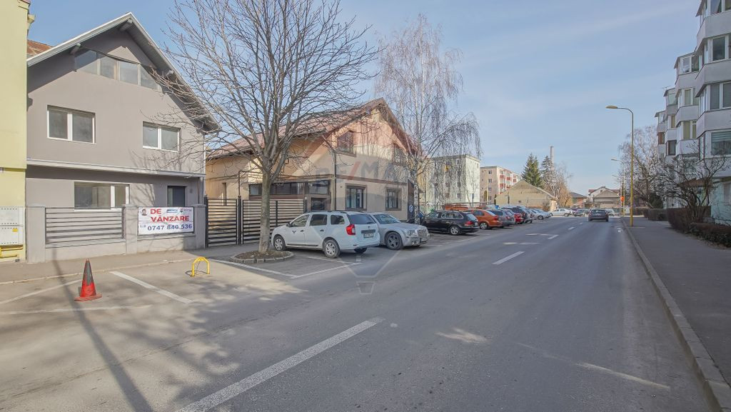 Proprietate versatilă în Brașov – locuință, busine...