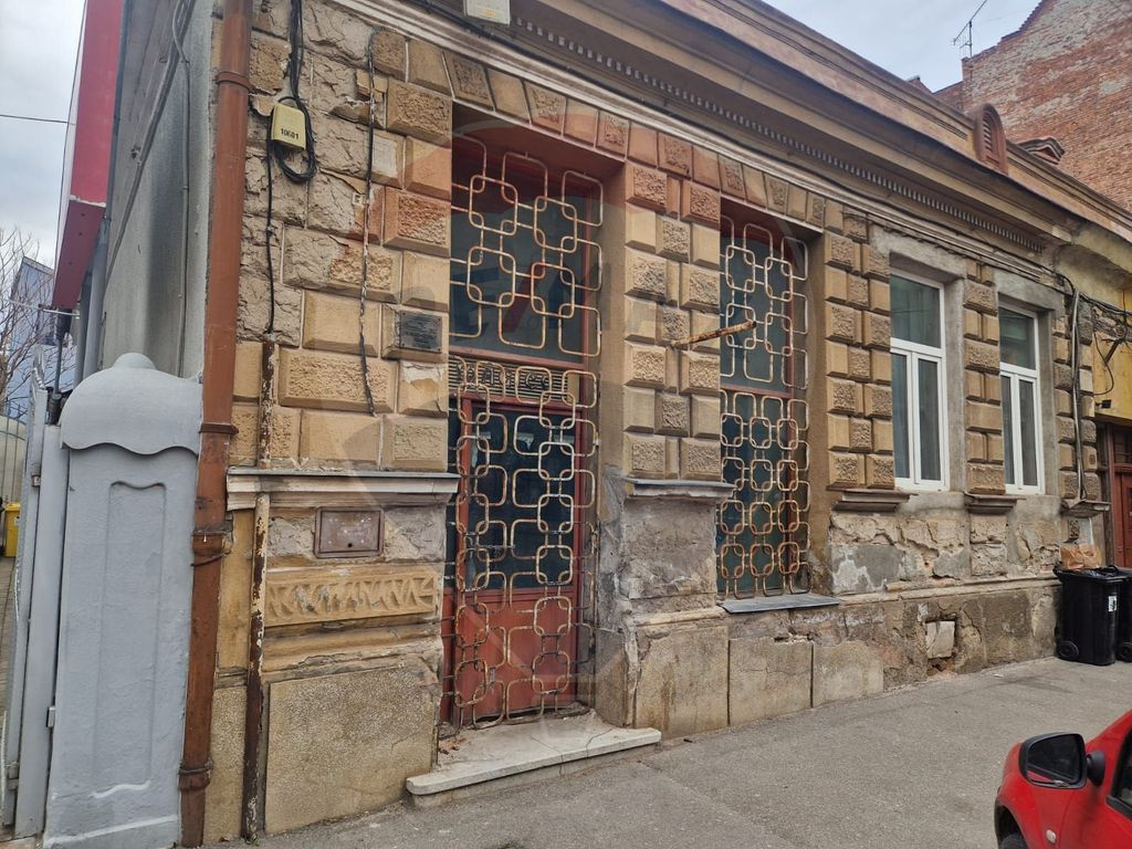 De vanzare spațiu comercial 68 mp flexibil cu posibilita...